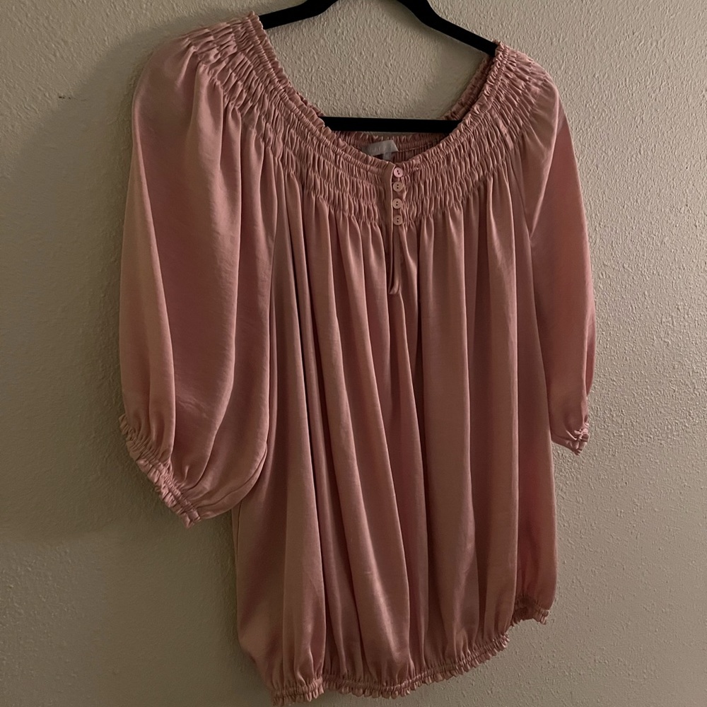 Pink blouse - Picture 2 of 3
